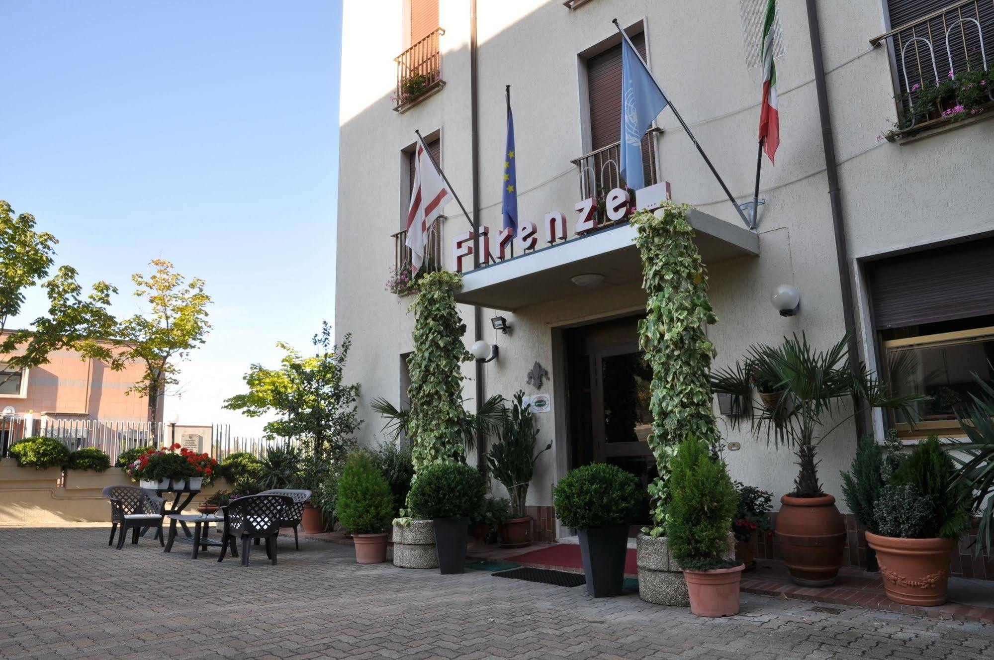 Hotel Firenze キアンチャーノ・テルメ エクステリア 写真